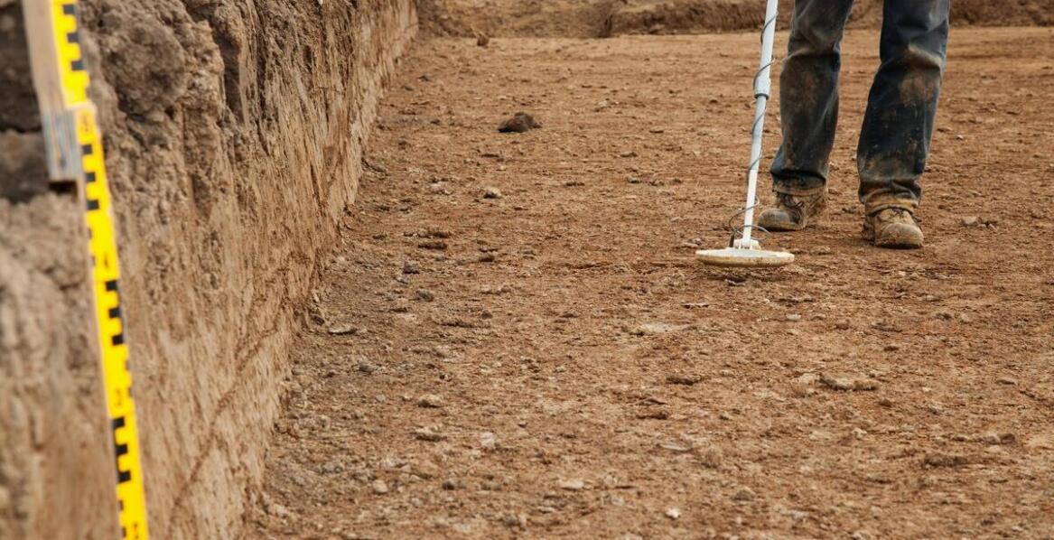 Wykorzystanie badań sondażowych w usługach archeologa w Dzierżoniowie