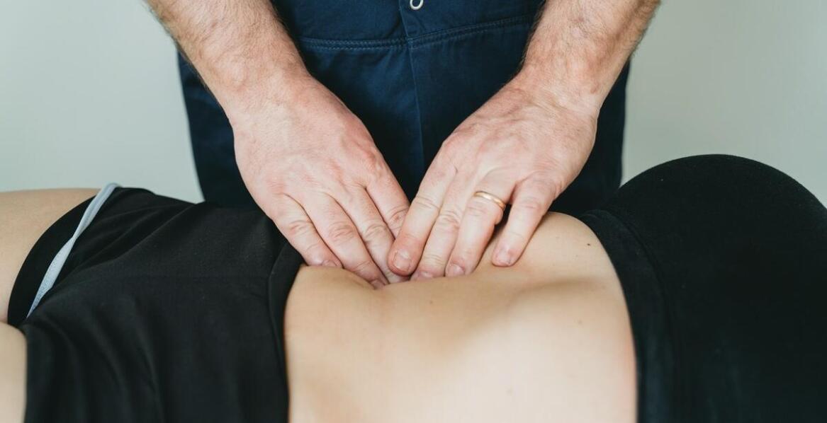 Terapia tkanek miękkich a efektywność manualnej terapii