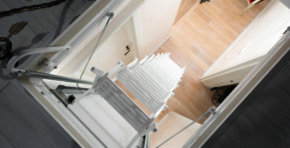 Harmonijkowe drzwiczki – praktyczne rozwiązanie dla mniejszych przestrzeni