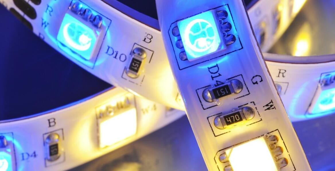 Efektywność podświetlenia LED w produktach Hermes Printing Solutions