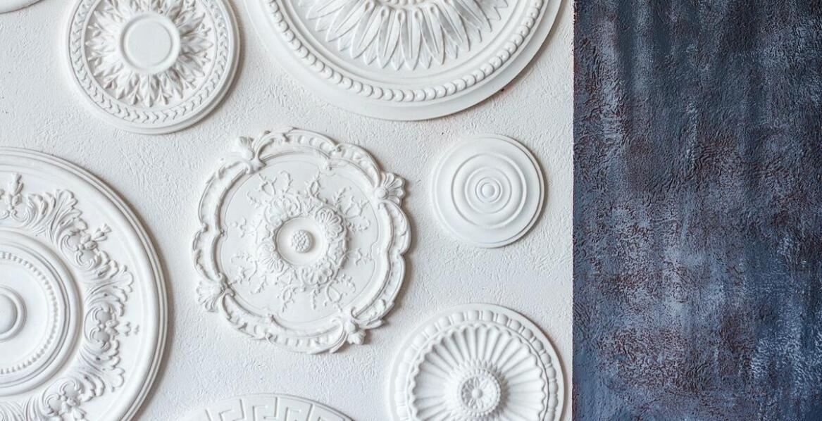 Różnorodność wzorów sztukaterii – jak wybrać odpowiedni wzór dla siebie?