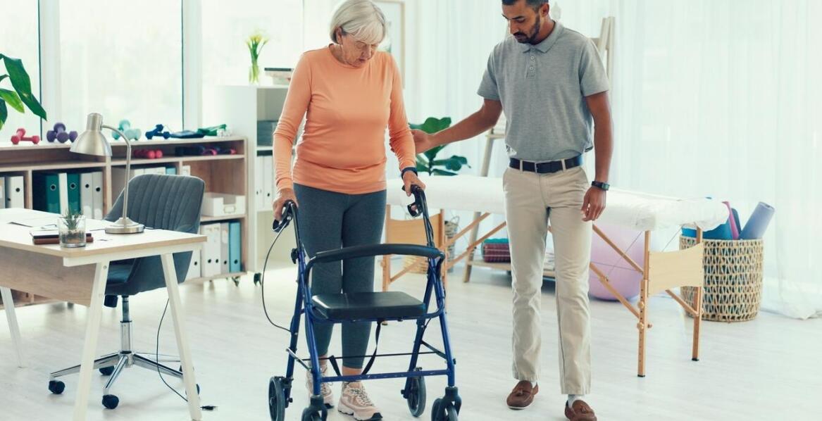 Jakie są dostępne opcje finansowania wynajmu sprzętu do rehabilitacji?