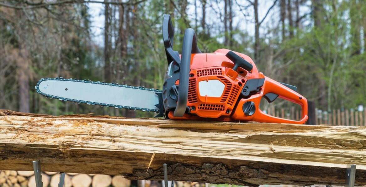 Jakie dodatkowe funkcje mogą oferować nowoczesne akumulatorowe pilarki?