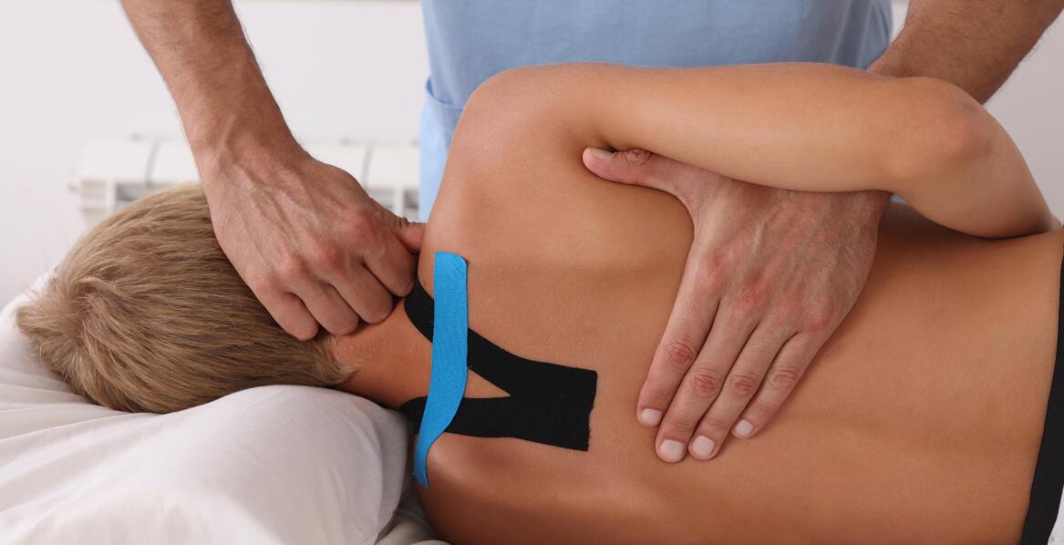 Jak wygląda leczenie uszkodzenia kręgosłupa rdzeniowego?