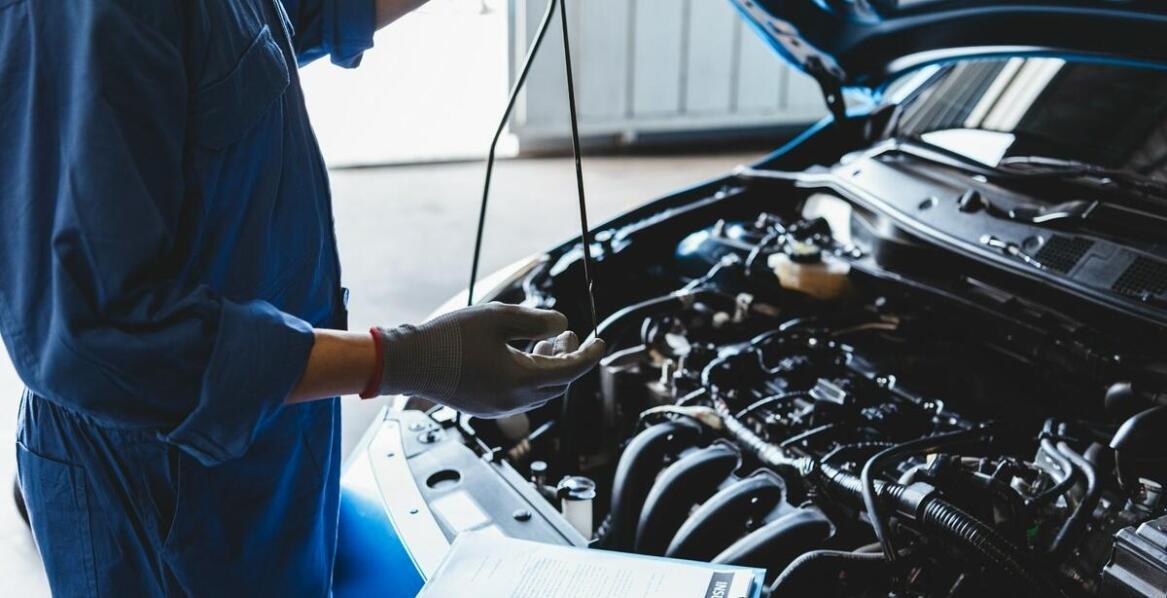 Jakie są zalety korzystania z sezonowych pakietów przeglądów?