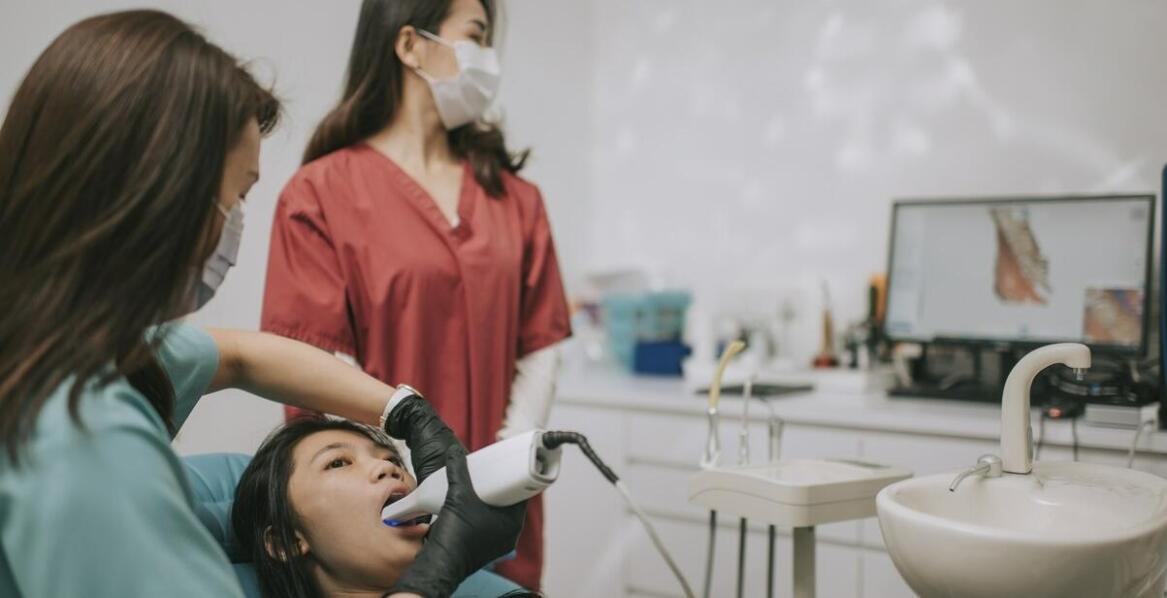 Wpływ innowacyjnych narzędzi na efektywność pracy w gabinetach stomatologicznych.