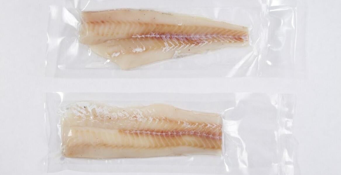 Proces pakowania próżniowego a świeżość morskich ryb z Cedrów Wielkich