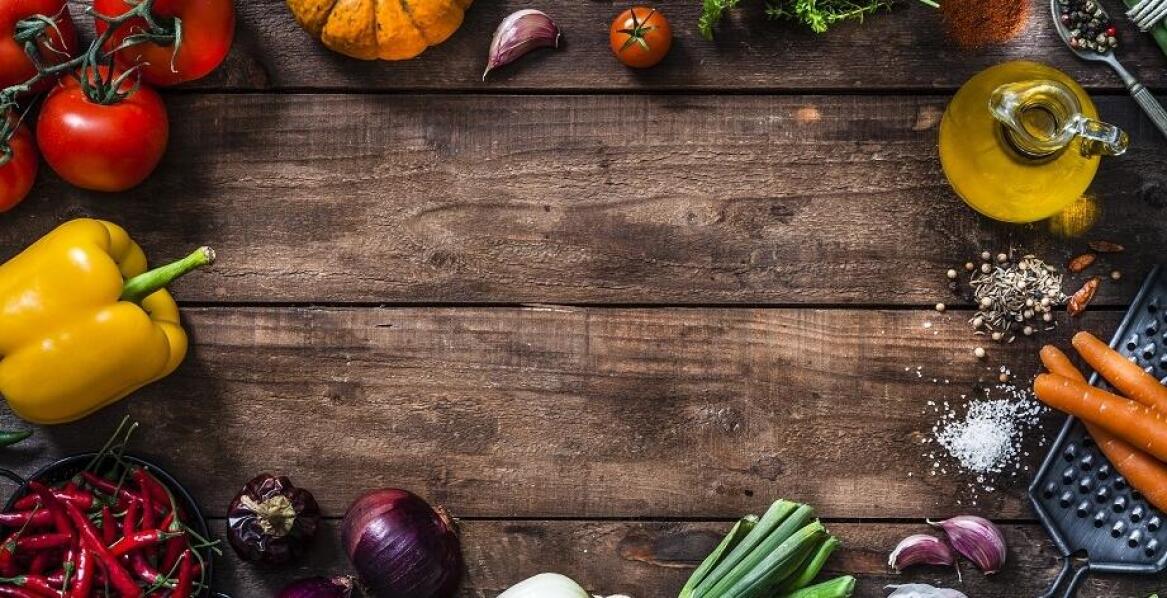 Jakie znaczenie mają lokalne składniki w cateringu w Małopolsce?