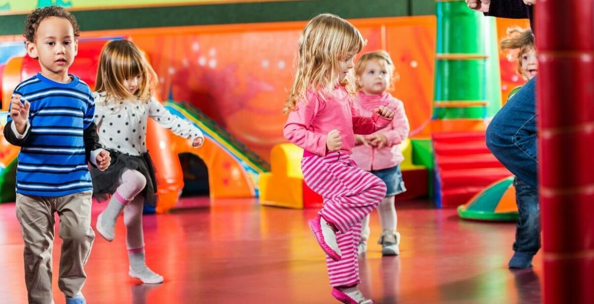 Jak park rozrywki na Śląsku wspiera rozwój motoryczny dzieci?