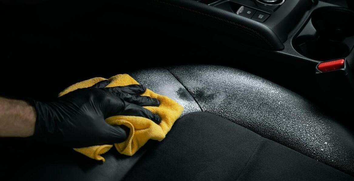 How to properly use car cleaning products?