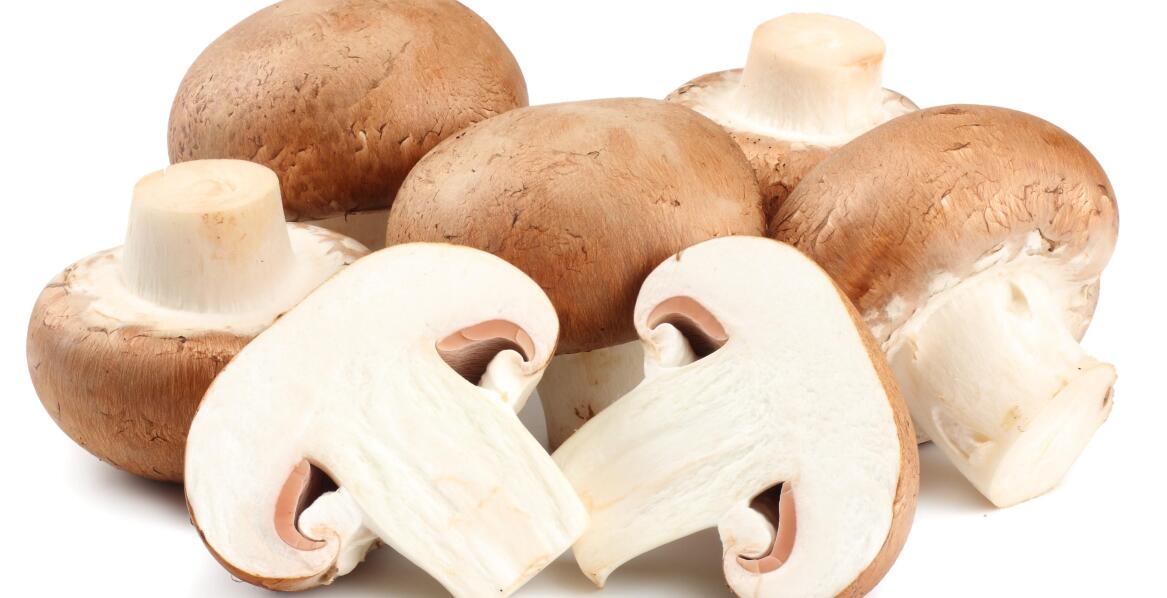 How do wholesale mushroom deliveries help reduce food waste?